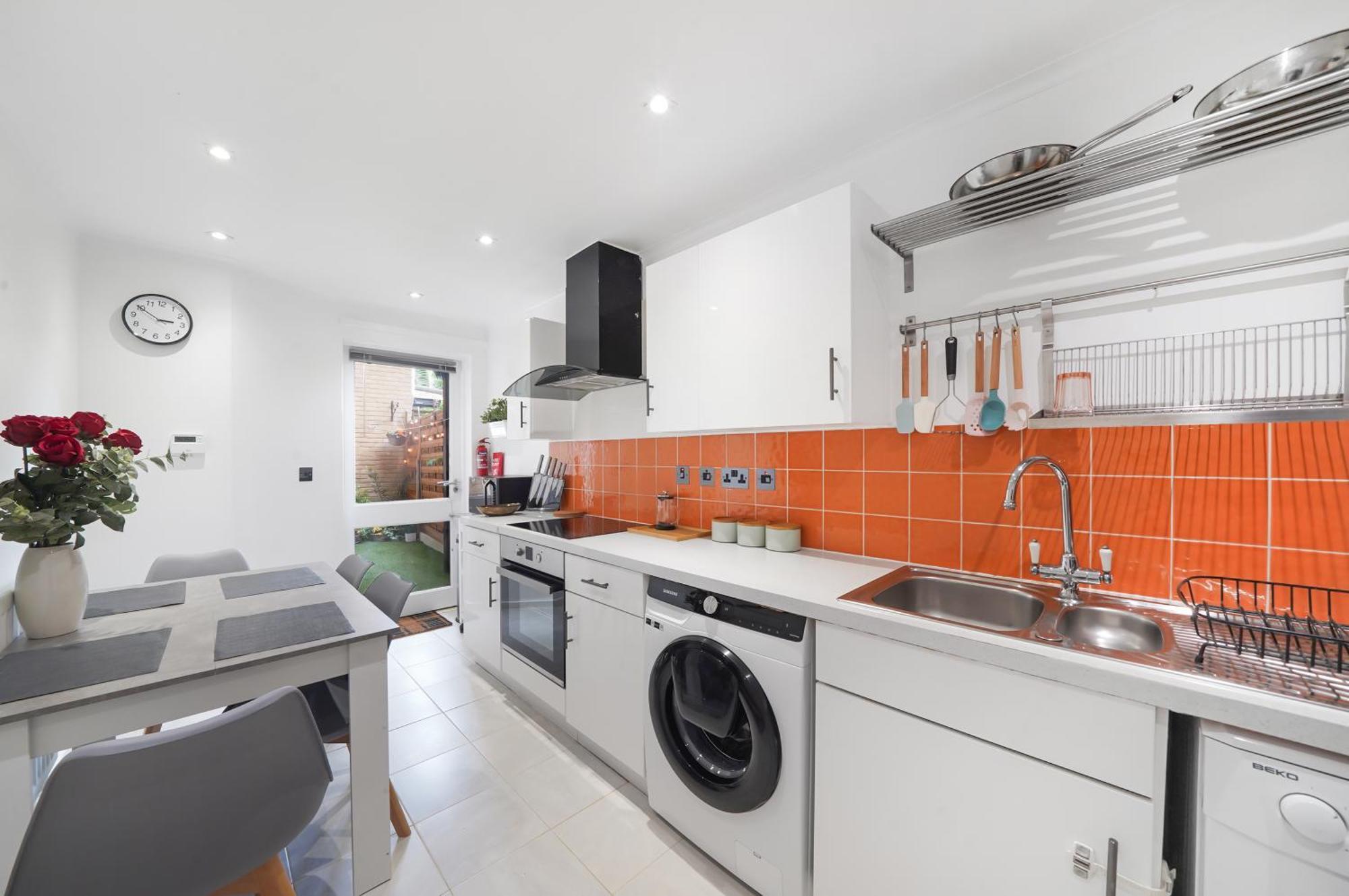 A Beautiful Stylish 2 Bedroom Apartment -City Of לונדון מראה חיצוני תמונה