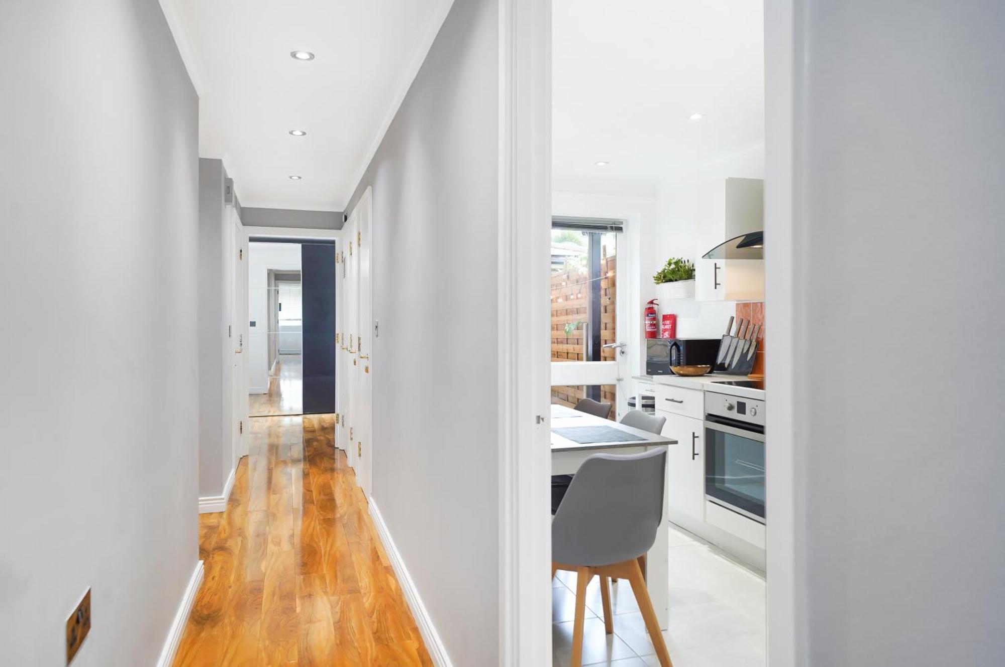 A Beautiful Stylish 2 Bedroom Apartment -City Of לונדון מראה חיצוני תמונה