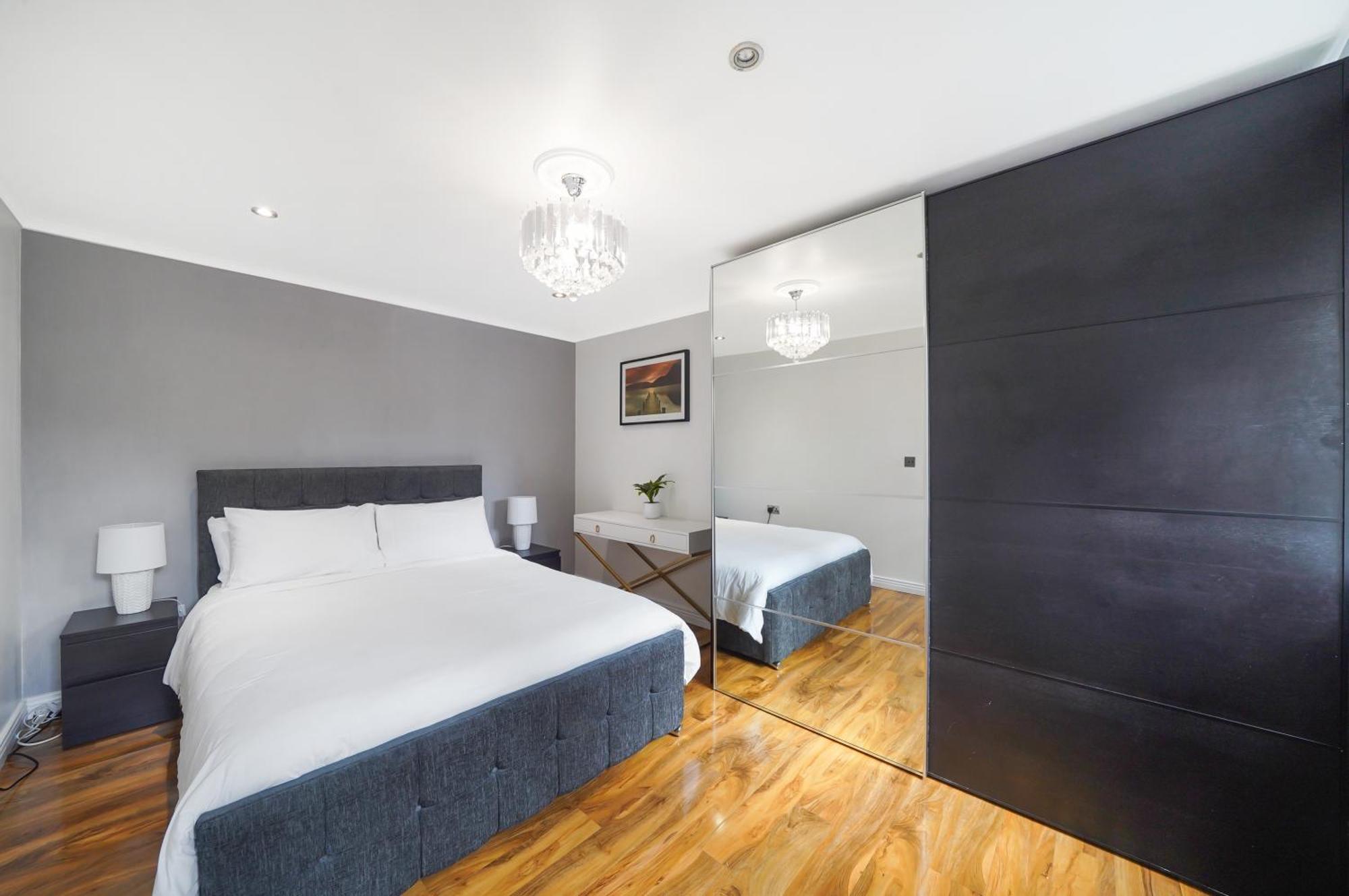 A Beautiful Stylish 2 Bedroom Apartment -City Of לונדון מראה חיצוני תמונה